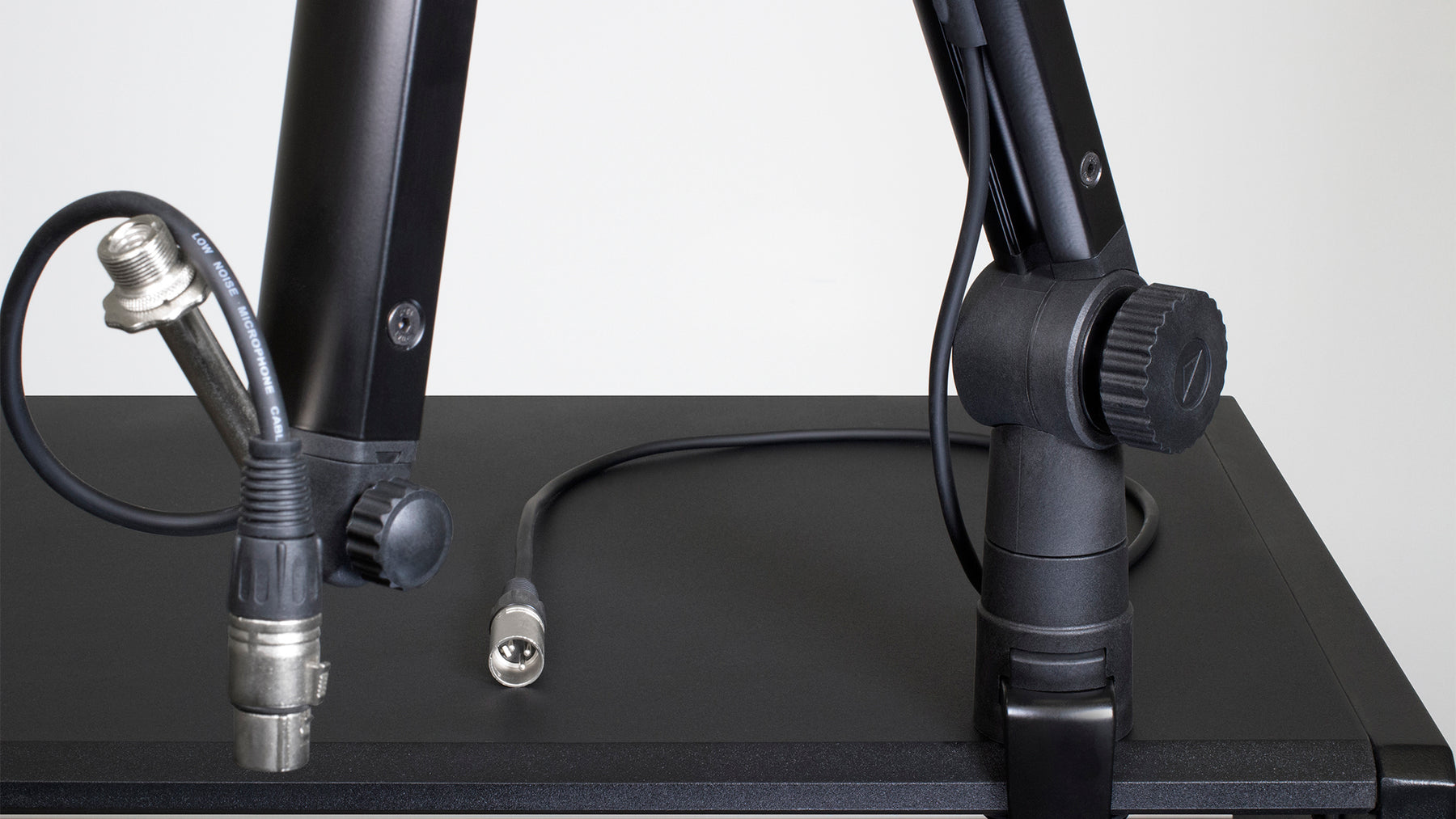 BCM-300 Deluxe Broadcast Mic Stand